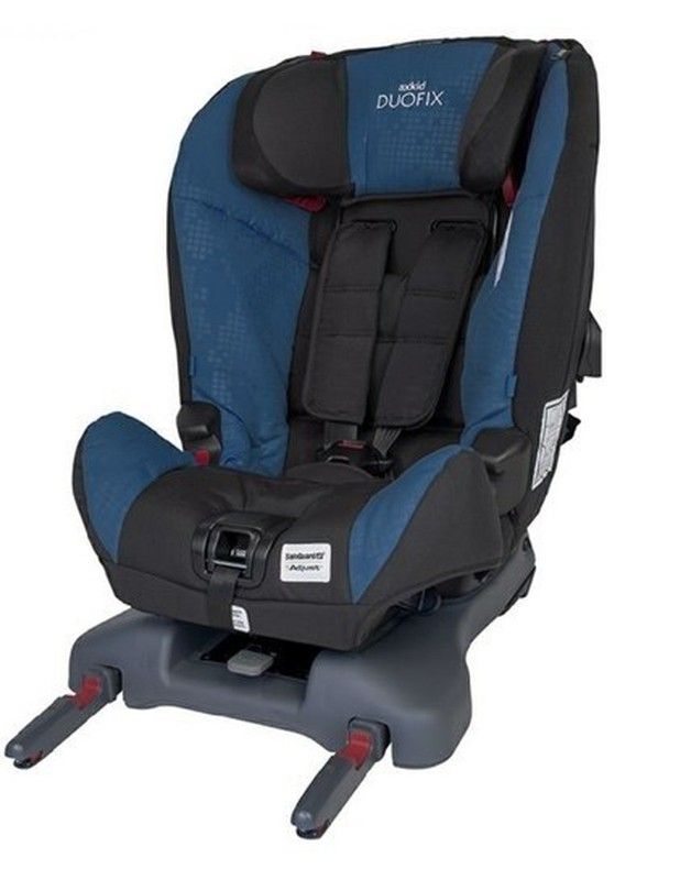 Silla combi Axkid Duofix. Permite instalarse en 4 configuraciones.
