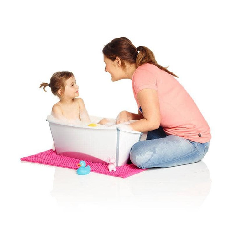 Experiencia Bebé - La bañera plegable Stokke® Flexi Bath® es perfecta para  recién nacidos y niños de hasta cuatro años. 👉 Una bañera infantil ligera  y portátil que se pliega hasta quedar