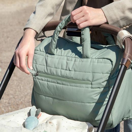 Bolso cambiador acolchado verde Done By Deer