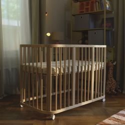 Cuna Nighti Mini de Stokke