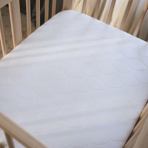 Cuna Nighti Mini de Stokke