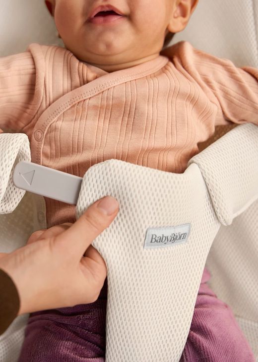 Hamaca Beguin tejido malla transpirable de BabyBjorn