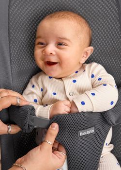 Hamaca Beguin tejido malla transpirable de BabyBjorn