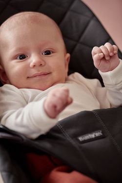 Hamaca BabyBjörn Bliss tejido algodón ACOLCHADO CLÁSICO