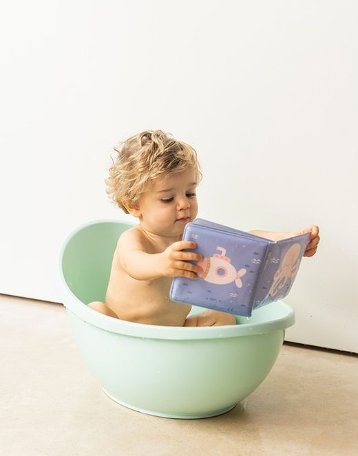 Libro para el agua de saro