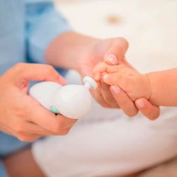 Lima de uñas Baby nail trimmer de Miniland