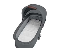 Maxi-Cosi Oxford+ 2027 capazo plegable y plegado automático con una mano