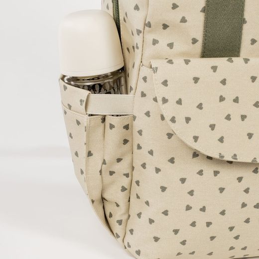 Mochila Corazones Poppy de Walking Mum
