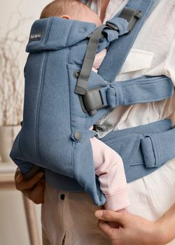 Mochila porta bebé Babybjörn Harmony tejido cepillado