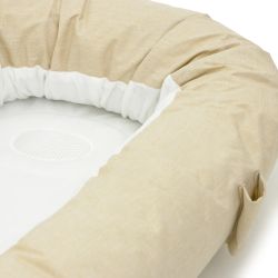 Nido evolutivo Nara de onna con reposacabezas transpirable, base desmontable y laterales reutilizables.
