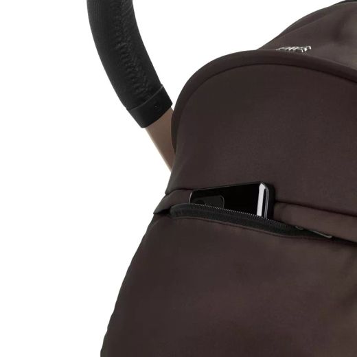 Silla ligera de cabina Aero de Jané