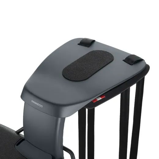 Solution G2 i-Fix de Cybex reposapiés universal Booster Footrest de Swandoo
