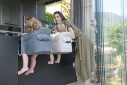 Trona para la mesa Fast de Inglesina – Adaptable a la mesa