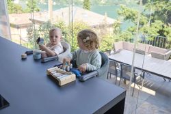 Trona para la mesa Fast de Inglesina – Adaptable a la mesa